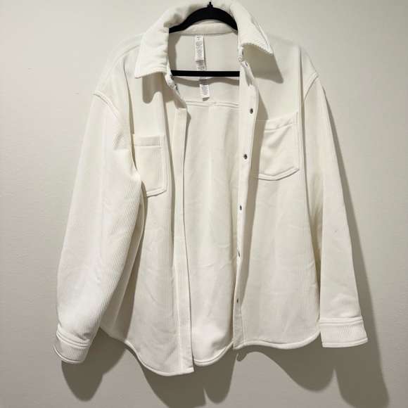 Alo Ribbed Velour Shacket - Picture 2 of 5